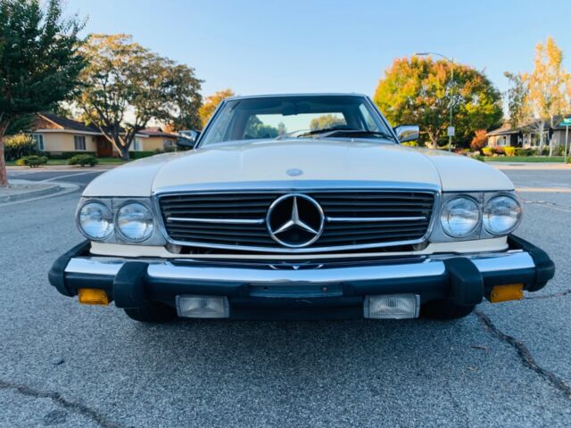 Mercedes-Benz SL-Class 1977 image number 1