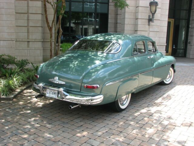 Mercury Sports Sedan 1949 image number 1