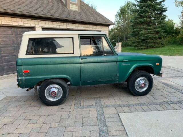 Ford Bronco 1976 image number 2