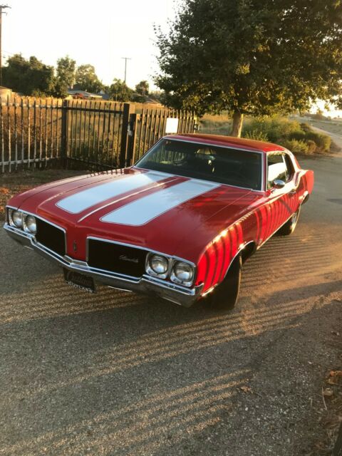 Oldsmobile Cutlass 1970 image number 0