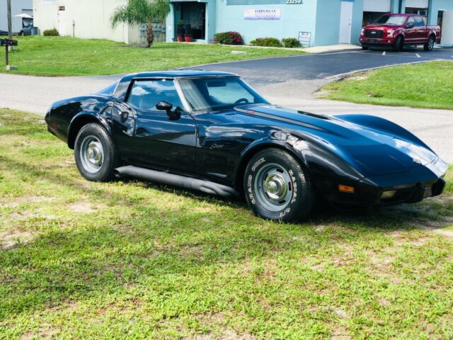 Chevrolet Corvette 1978 image number 18