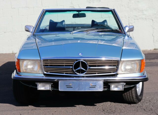 Mercedes-Benz 300-Series 1971 image number 1