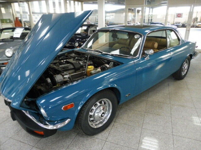 Jaguar xjc 4.2 1977 image number 1