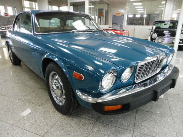 Jaguar xjc 4.2 1977 image number 2