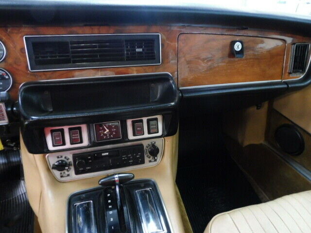 Jaguar xjc 4.2 1977 image number 29