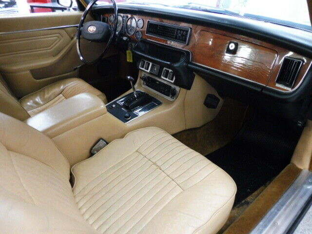 Jaguar xjc 4.2 1977 image number 32