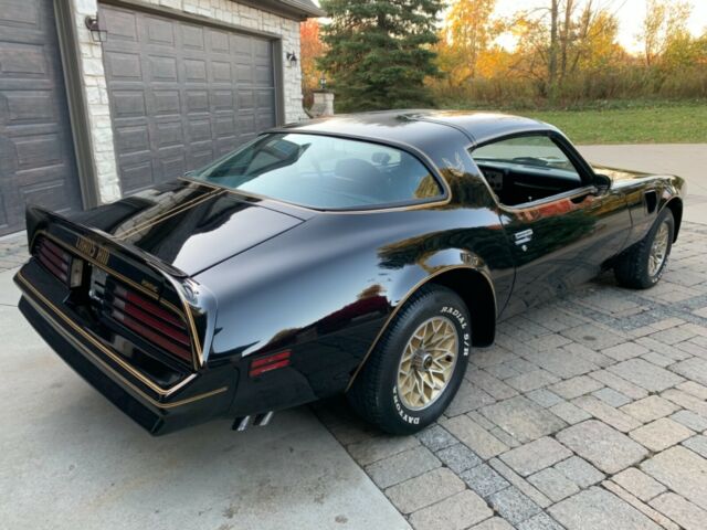 Pontiac Trans Am 1977 image number 27