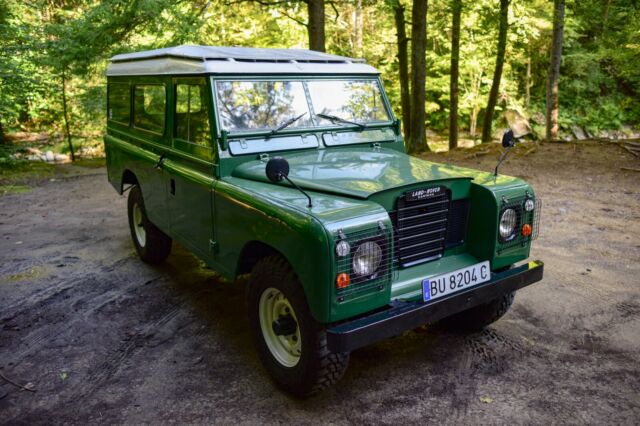 Land Rover Defender 1976 image number 23