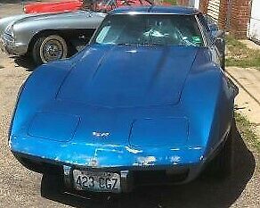 Chevrolet Corvette 1976 image number 16