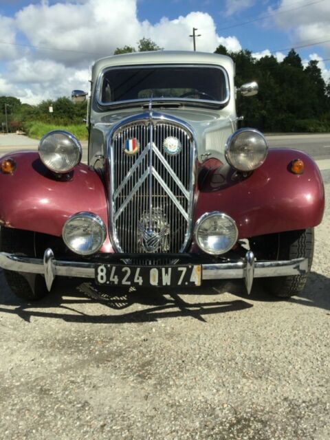 Citroen Traction Avant 1954 image number 0