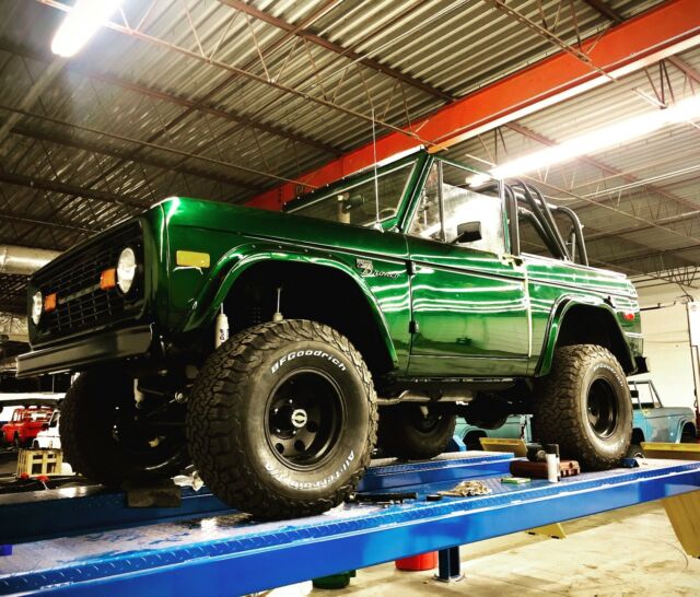 Ford Bronco 1977 image number 12