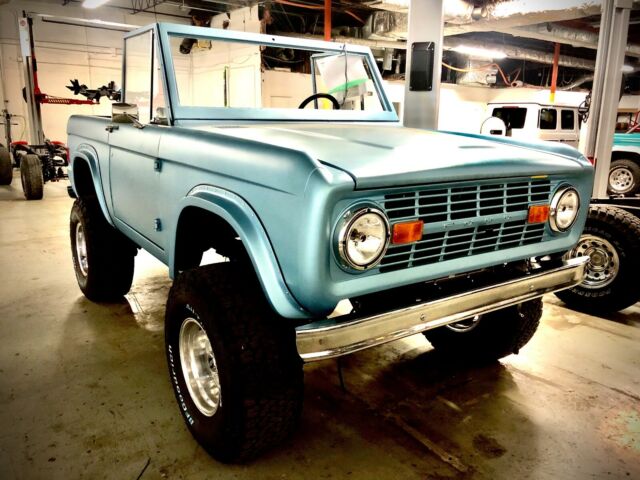 Ford Bronco 1977 image number 15