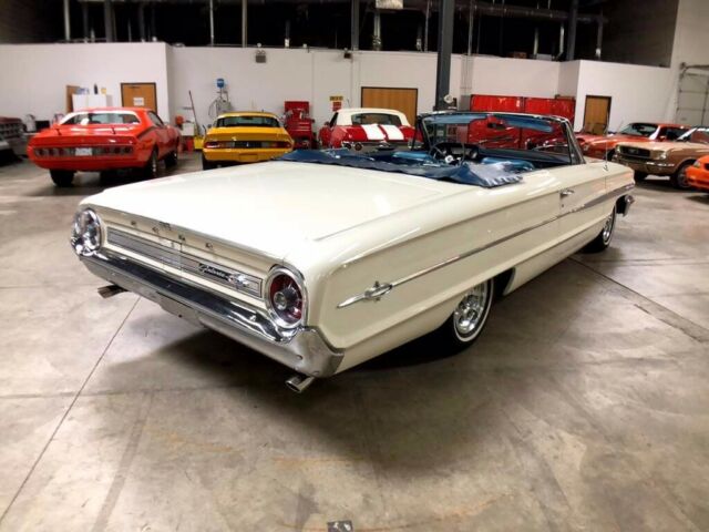 Ford Galaxie 1964 image number 6