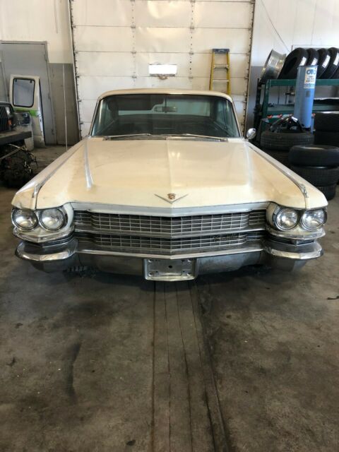 Cadillac DeVille 1963 image number 0