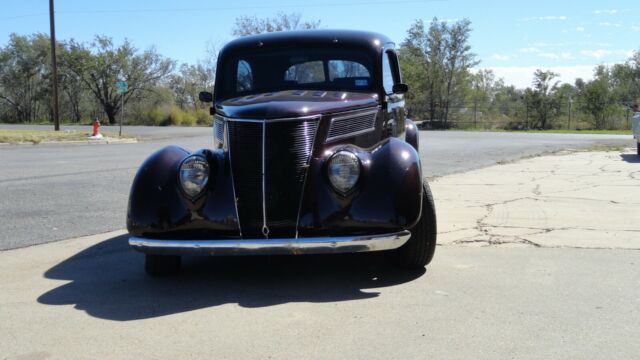 Ford 2 Door Sedan 1937 image number 12