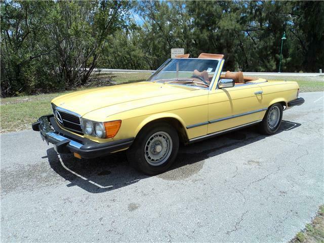 Mercedes-Benz SL-Class 1978 image number 24