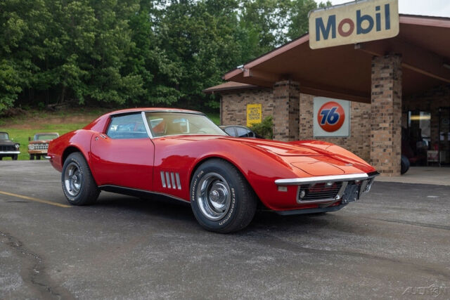 Chevrolet Corvette 1968 image number 11