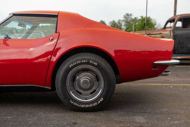 Chevrolet Corvette 1968 image number 17