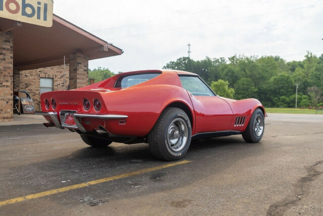 Chevrolet Corvette 1968 image number 33