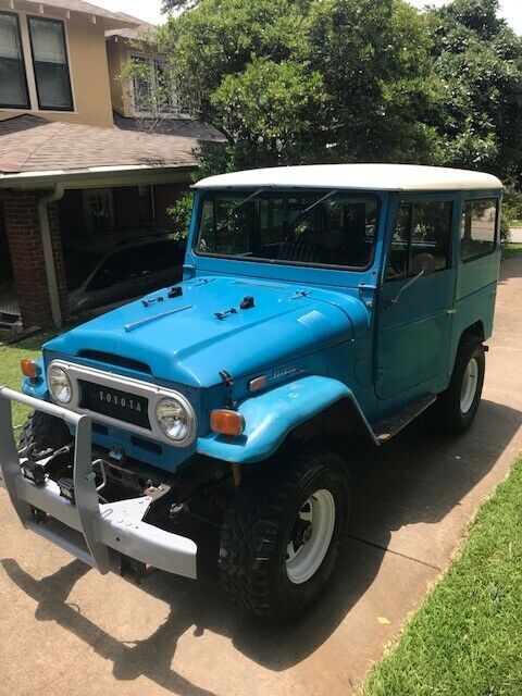 Toyota FJ Cruiser 1971 image number 0