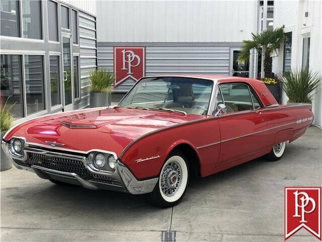 Ford Thunderbird 1962 image number 0