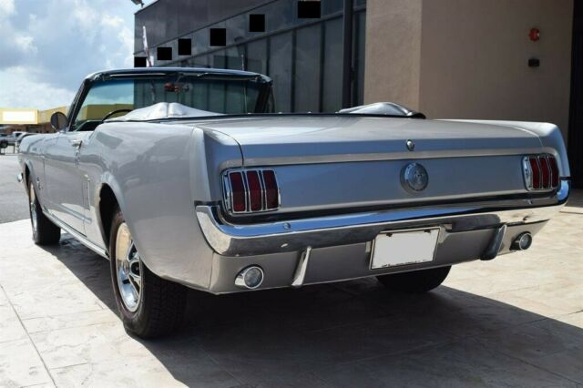 Ford Mustang 1966 image number 16