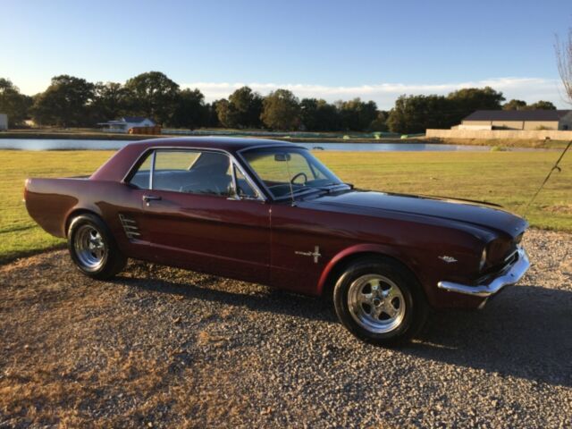 Ford Mustang 1966 image number 26