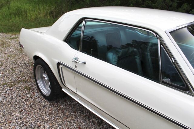 Ford Mustang 1968 image number 31