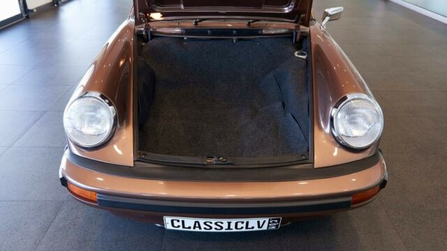 Porsche 911 1974 image number 41