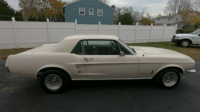 Ford Mustang 1967 image number 6