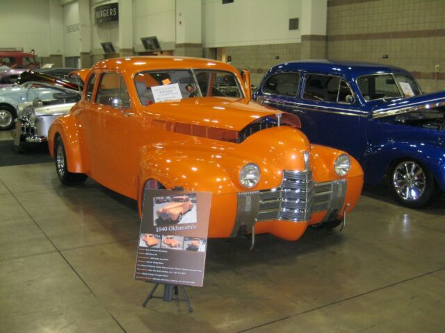 Oldsmobile coupe 1940 image number 16