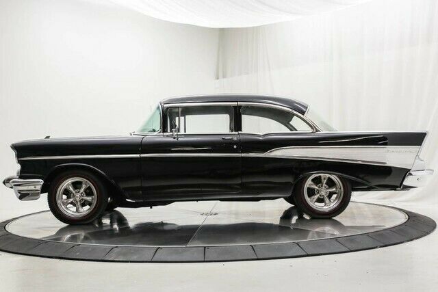 Chevrolet Bel Air/150/210 1957 image number 25