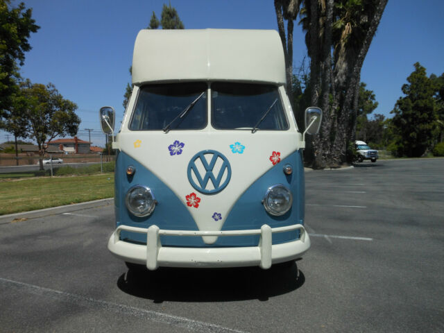 Volkswagen Bus/Vanagon 1960 image number 29