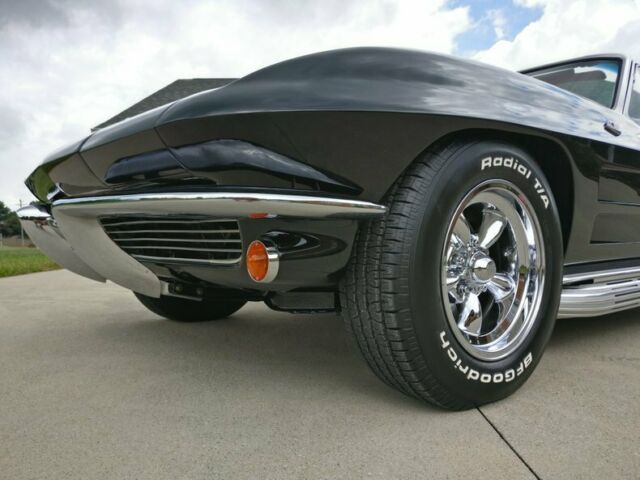 Chevrolet Corvette 1964 image number 47