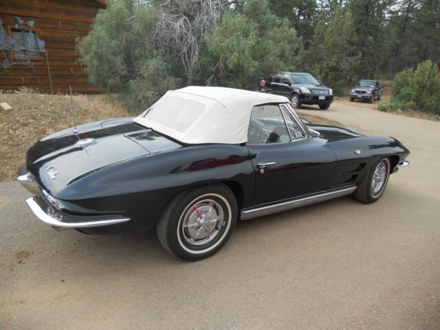 Chevrolet Corvette 1963 image number 0