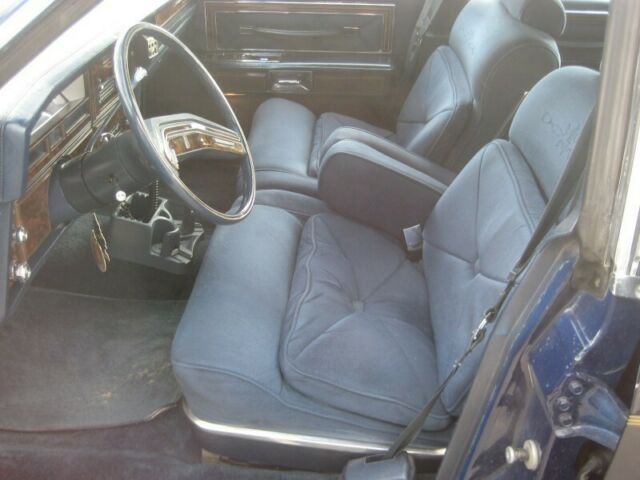 Lincoln Continental 1979 image number 4