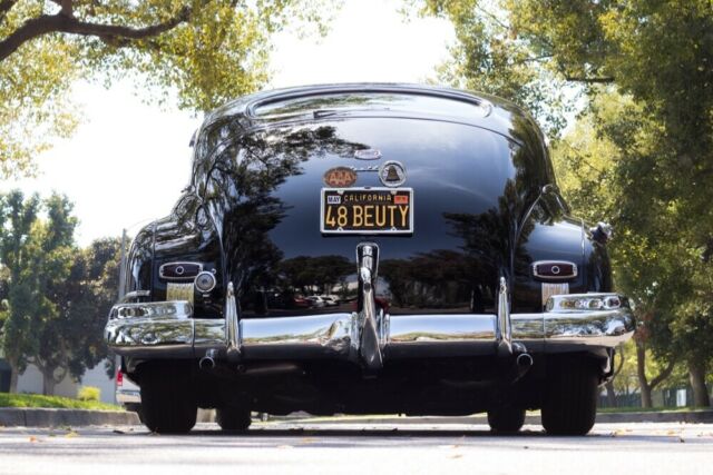 Chevrolet Fleetline 1948 image number 40