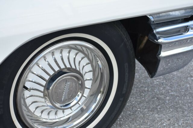 Cadillac Series 62 1962 image number 20