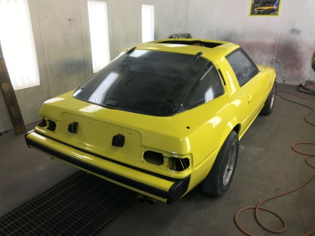 Mazda RX-7 1979 image number 1