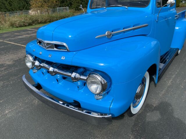 Ford 1/2 Ton Pickup 1952 image number 1