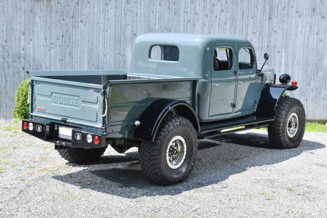 Dodge Power Wagon 1945 image number 41