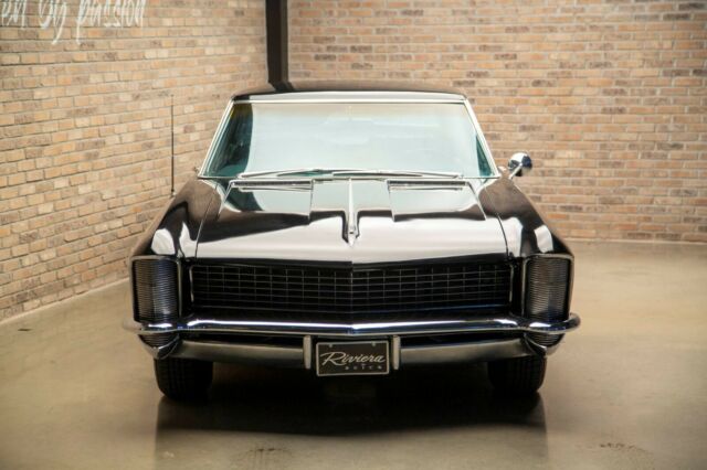 Buick Riviera 1965 image number 1