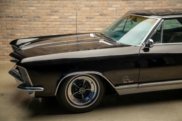 Buick Riviera 1965 image number 33