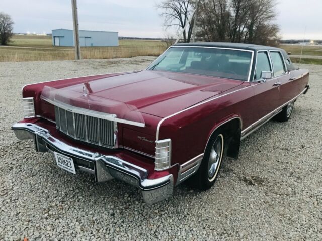 Lincoln Continental 1976 image number 0