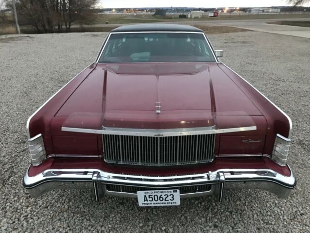 Lincoln Continental 1976 image number 1