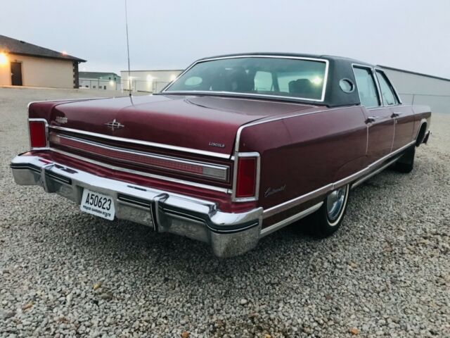 Lincoln Continental 1976 image number 7