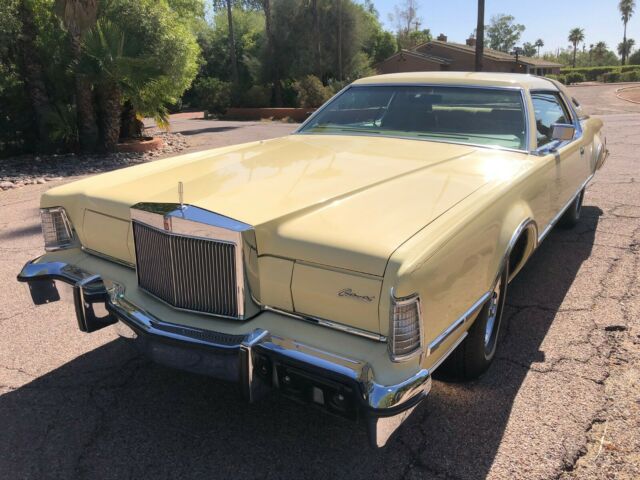 Lincoln Continental 1976 image number 1