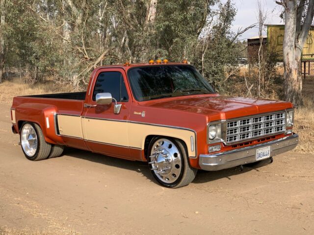 Chevrolet C-10 1977 image number 2