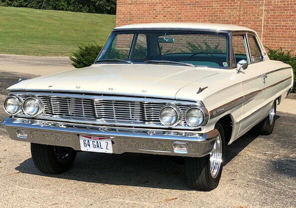 Ford Galaxie 1964 image number 1