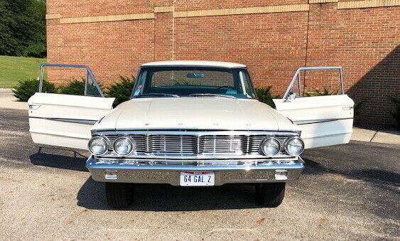 Ford Galaxie 1964 image number 18